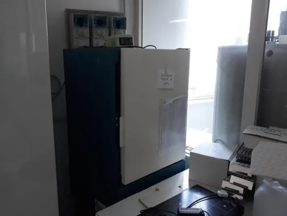 10#3675 FPLC AKTA Purifier e cappa flusso laminare Asalair Atlantic
