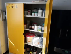 10#3675 FPLC AKTA Purifier e cappa flusso laminare Asalair Atlantic