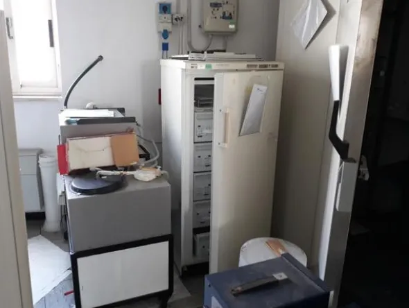 10#3675 FPLC AKTA Purifier e cappa flusso laminare Asalair Atlantic