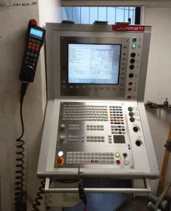 FRESADORA JUARISTI MX5 8000 (2013)