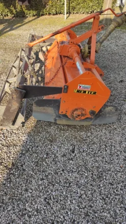 Fresa Renter con cardano da 205 cm utili, 80 cv