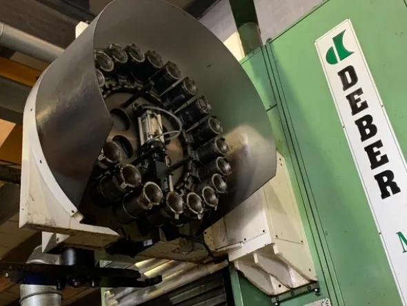 9#8345 Fresatrice cnc a montante mobile con testa birotativa manuale