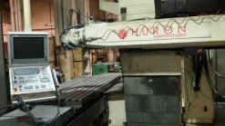 Fresatrice HORON a controllo numerico HEIDENHAIN 530