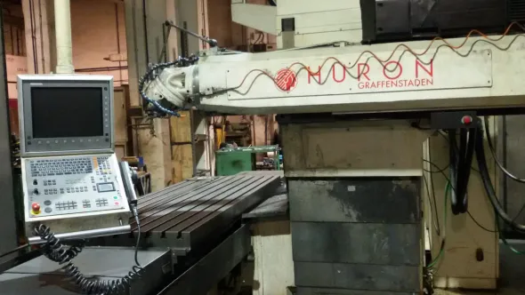 Fresatrice HORON a controllo numerico HEIDENHAIN 530