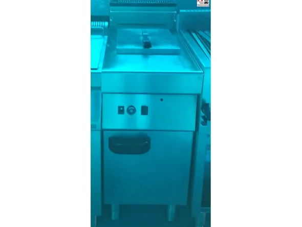 Friggitrice a gas 20 litri usata garantita