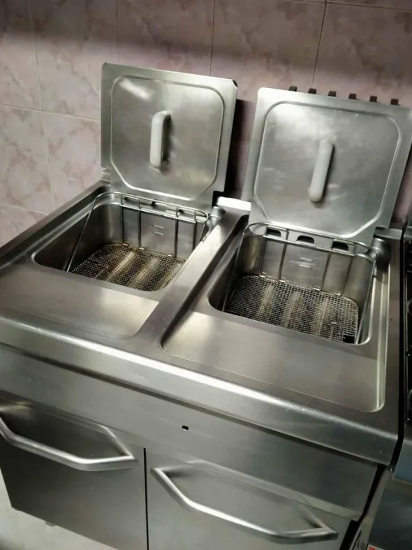 Friggitrice doppia vasca per Rosticceria