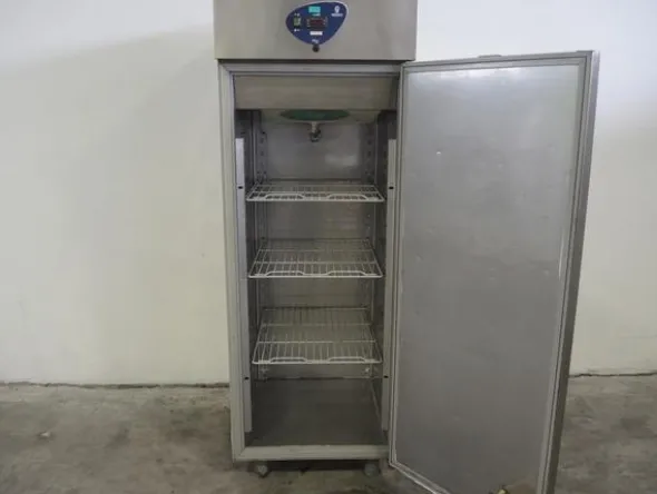 31#4128 Frigo negativo