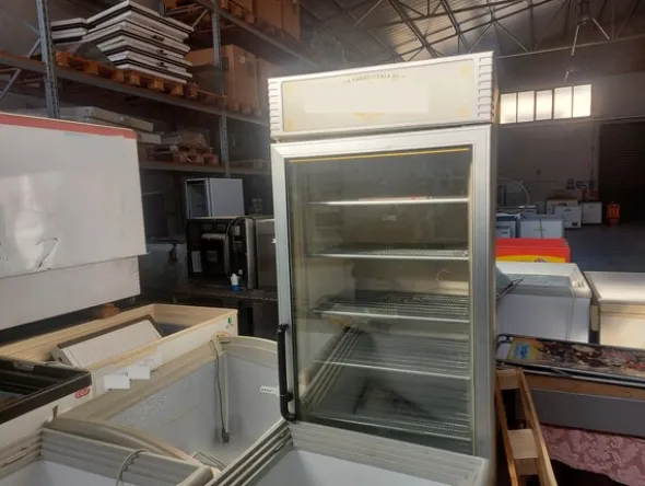 19#7570 Frigoriferi per gelati