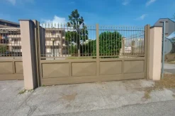 #24734 Frustolo di terreno in zona commerciale
