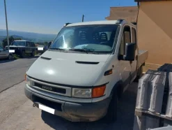 1#8118 Furgone con cassone a sponde Iveco Daily 35C13