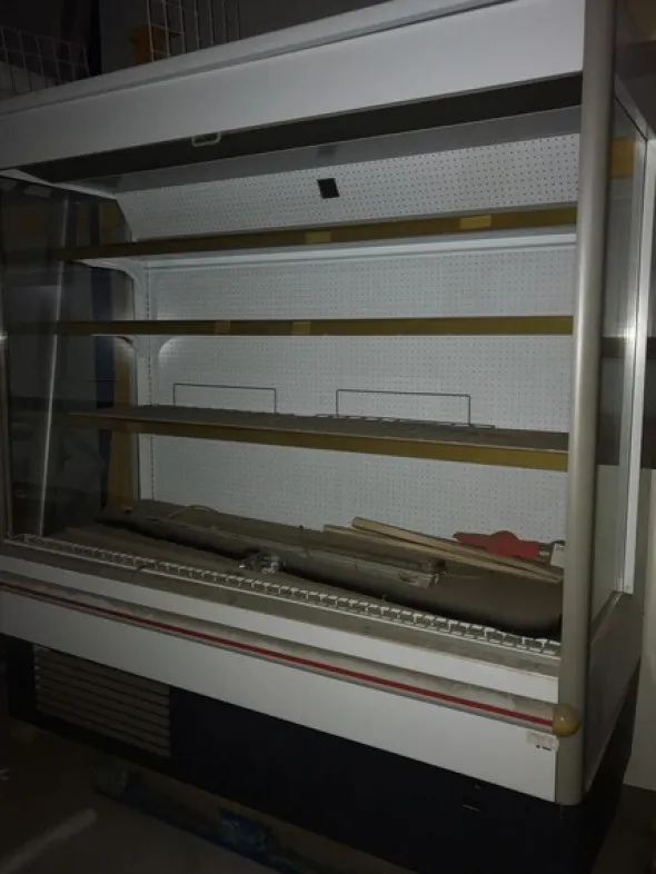 1#7597 Furgone con cella frigo e scaffalatura industriale