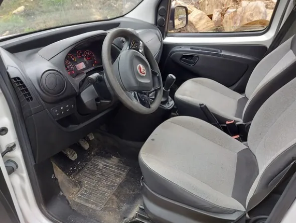 1#8133 Furgone Fiat Qubo