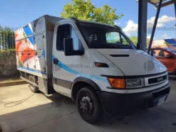 2#9451 Furgone isotermico Iveco Daily 35