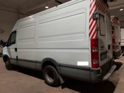 13#7725 Furgone Iveco