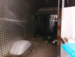 13#7725 Furgone Iveco