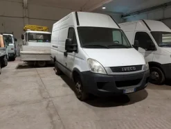 12#7725 Furgone Iveco