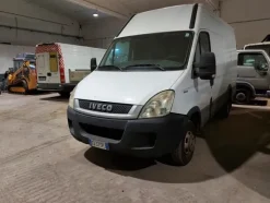 12#7725 Furgone Iveco