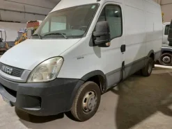 12#7725 Furgone Iveco
