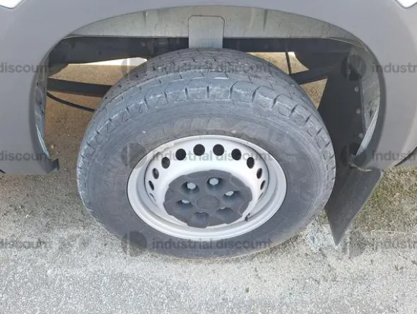 1#9966 Furgone Iveco