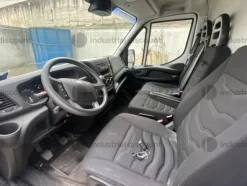 4#9748 Furgone Iveco Daily