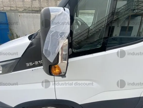 4#9748 Furgone Iveco Daily