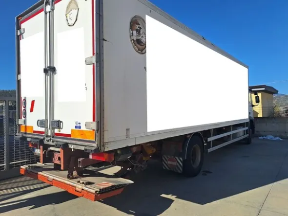 1#8339 Furgone Iveco Magirus