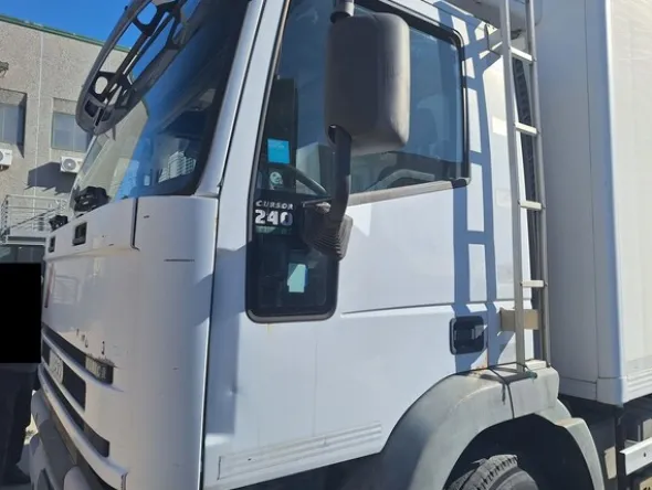 1#8339 Furgone Iveco Magirus