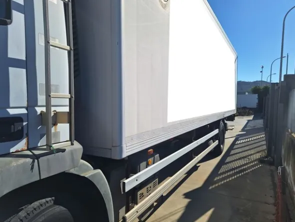 1#8339 Furgone Iveco Magirus
