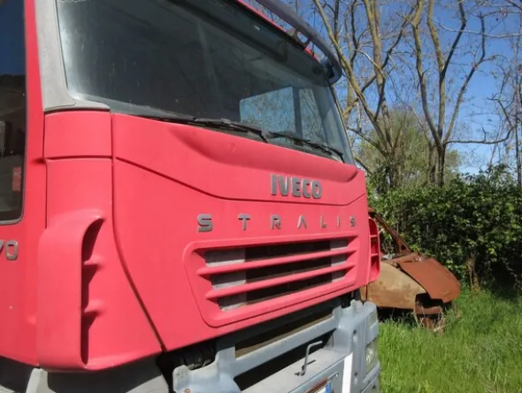 5#7070 Furgone Iveco Stralis