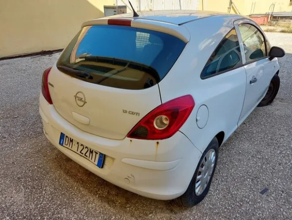 4#6577 Furgone Opel Corsa
