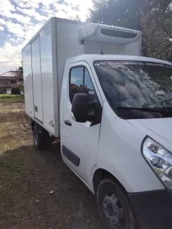 Furgone refrigerato isotermico