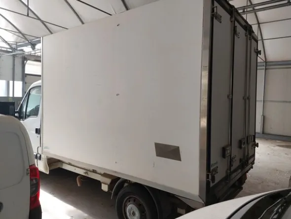 26#77140 Furgone Renault Master