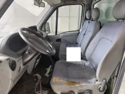 26#77140 Furgone Renault Master