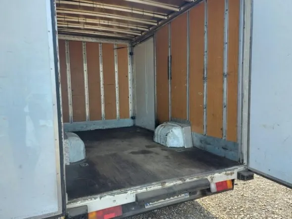 1#6309 Furgone Renault Master