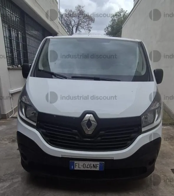 2#9922 Furgone Renault Trafic