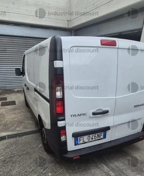 2#9922 Furgone Renault Trafic
