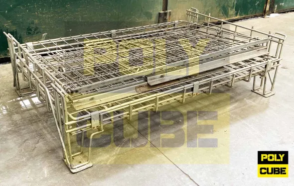 Gabbie o ceste metalliche sovrapponibili