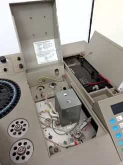 GASCROMATOGRAFO – PERKIN ELMER AUTOSYSTEM XL (COMP-44)