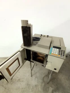GASCROMATOGRAFO – PERKIN ELMER AUTOSYSTEM XL (COMP-44)
