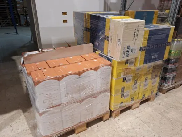 1#8653 Giacenze di imballaggi e packaging e prodotti alimentari