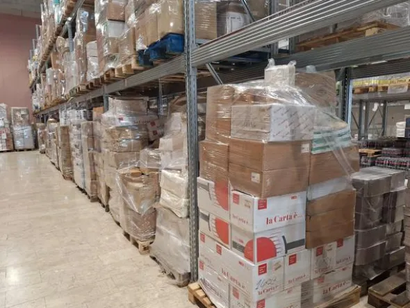 1#8653 Giacenze di imballaggi e packaging e prodotti alimentari