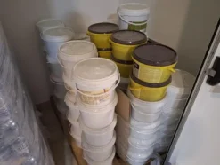 1#8653 Giacenze di imballaggi e packaging e prodotti alimentari
