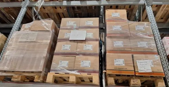 1#8653 Giacenze di imballaggi e packaging e prodotti alimentari