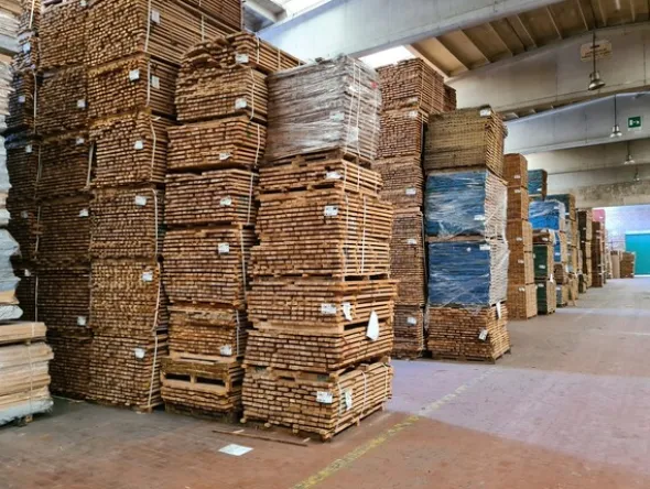 2#6224 Giacenze di magazzino di materiale legnoso