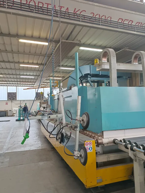 glass tempering furnace