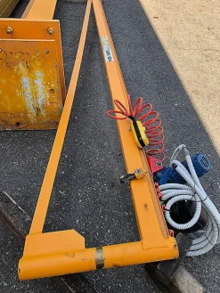 Gru a bandiera 125/250 kg