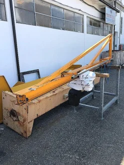 Gru a bandiera 2000 kg
