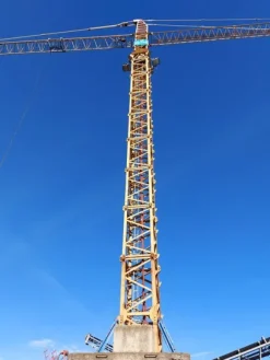 6#8178 Gru a torre Comedil