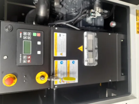 Gruppo elettrogeno 124kva 99kw