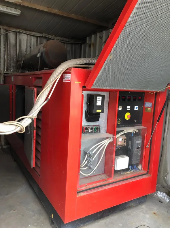 Gruppo elettrogeno usato – 160 kW – Marca PG